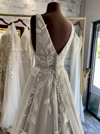 Carrafina Bride Style #4619 #3 thumbnail