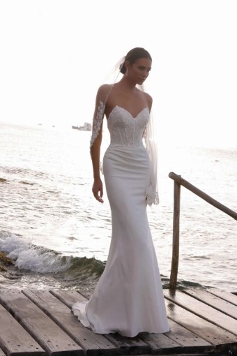 JH Bridal by Jimme Huang Style #HG-10214 #2 thumbnail
